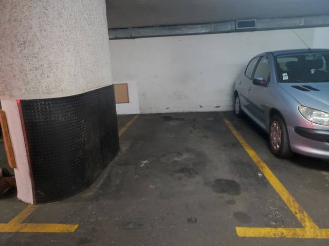 Garaje en Venta en Segundo Izpizua Kalea en Gros