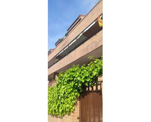Exterior view of Single-family semi-detached for sale in  Toledo Capital  with Air Conditioner, Heating and Private garden