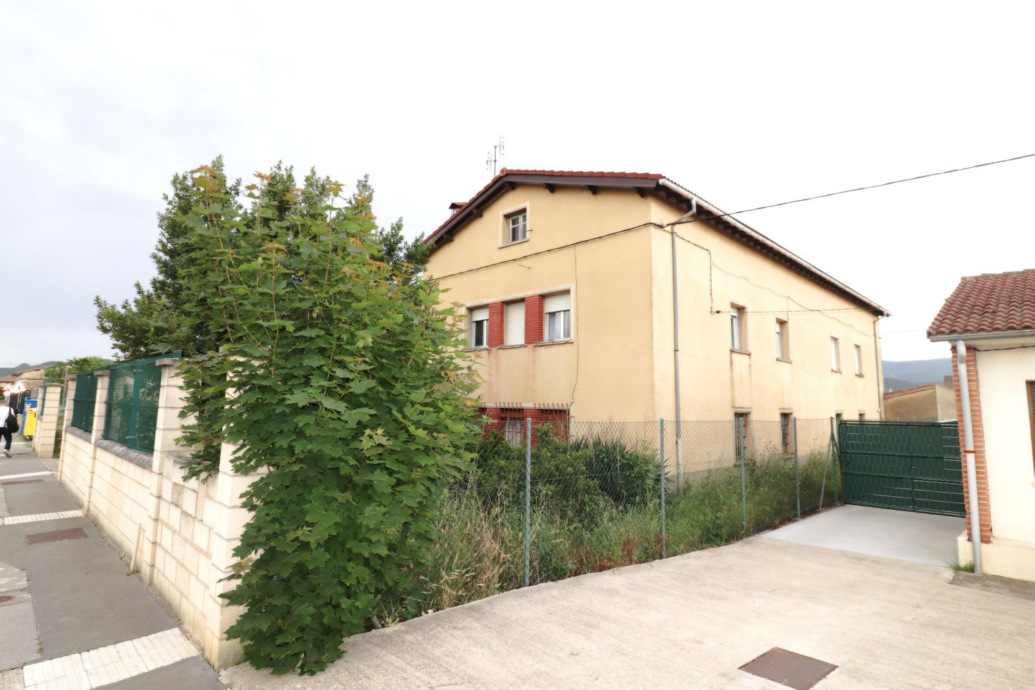 Exterior view of House or chalet for sale in Zambrana