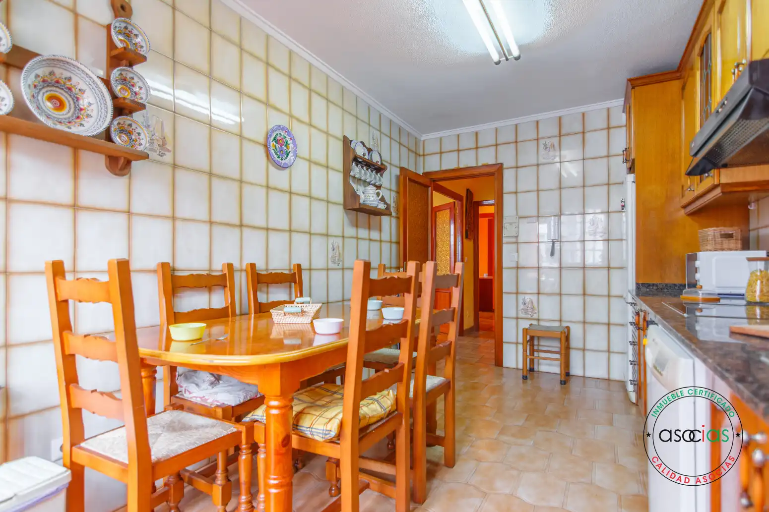 Menjador de Pis en venda en Cudillero amb Calefacció, Parquet i Moblat