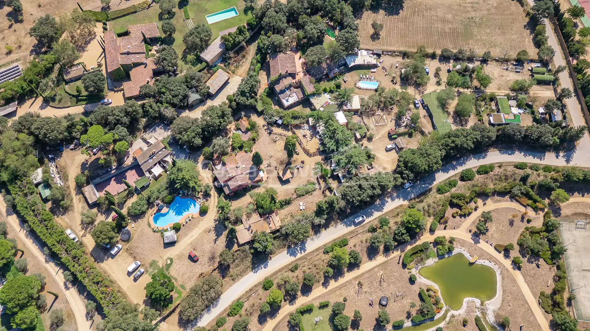 Casa rústica amb piscina en venda a Paratge Ermedàs, imagen 37