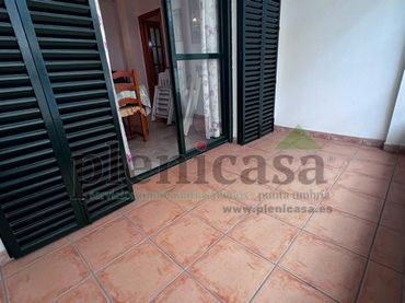 Piso en venta en Calle Delfin 15