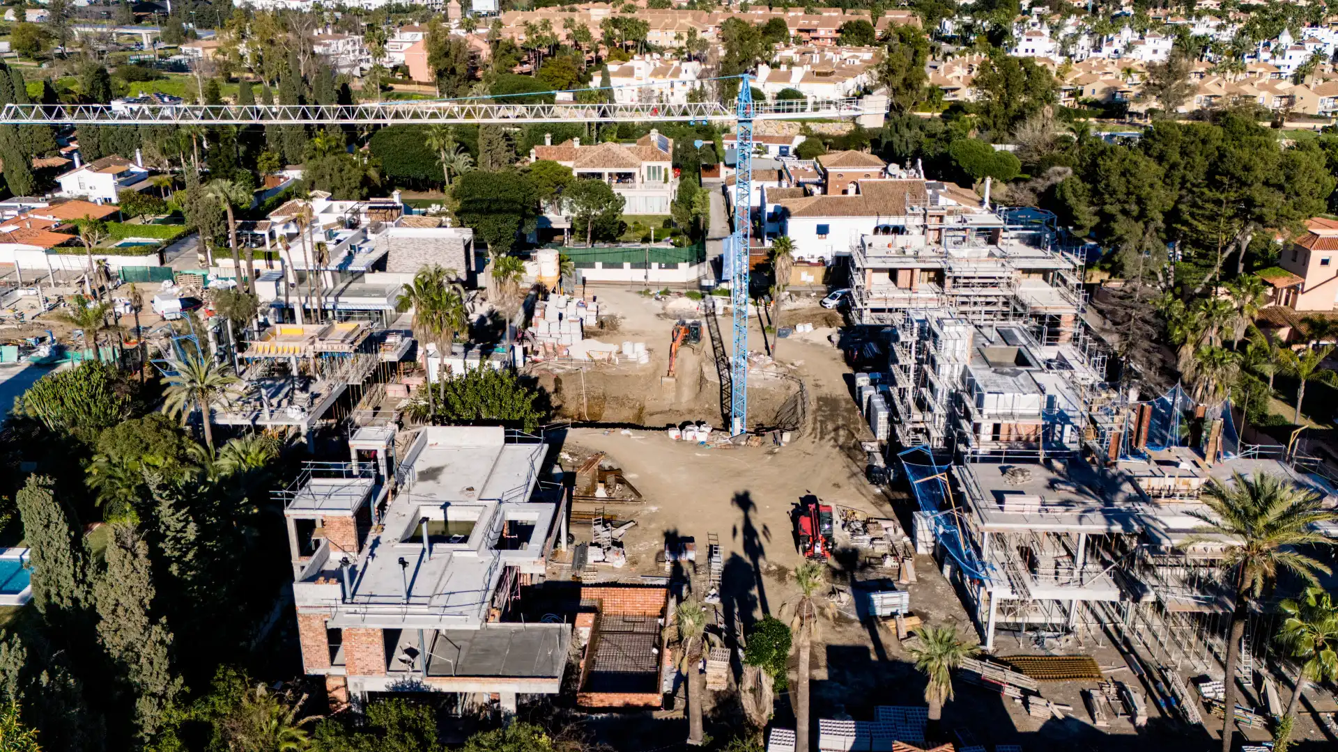Außenansicht von Haus oder Chalet zum Verkauf in Marbella mit Klimaanlage, Heizung und Privatgarten