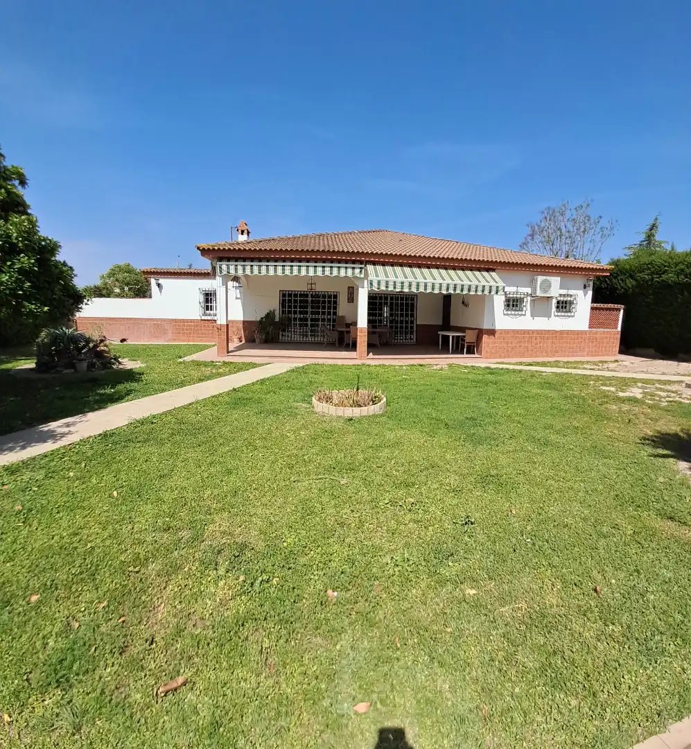 Jardín de Casa o chalet en venta en Palomares del Río con Aire acondicionado, Jardín privado y Terraza