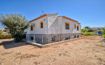 Vista exterior de Casa o xalet en venda en Dénia amb Aire condicionat, Calefacció i Terrassa