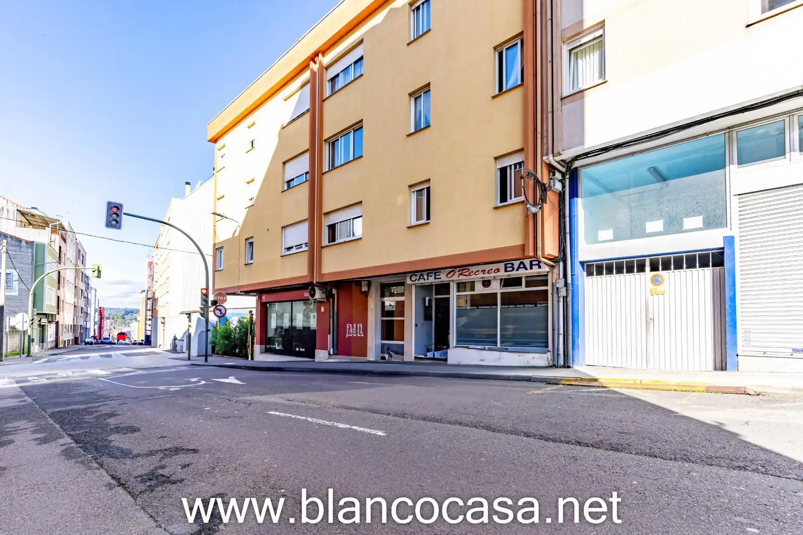 Local commercial à vendre à Carballo, imagen 2