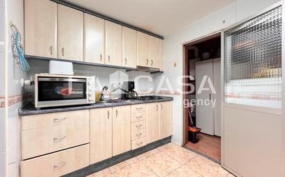 Kitchen of Flat for sale in  Barcelona Capital