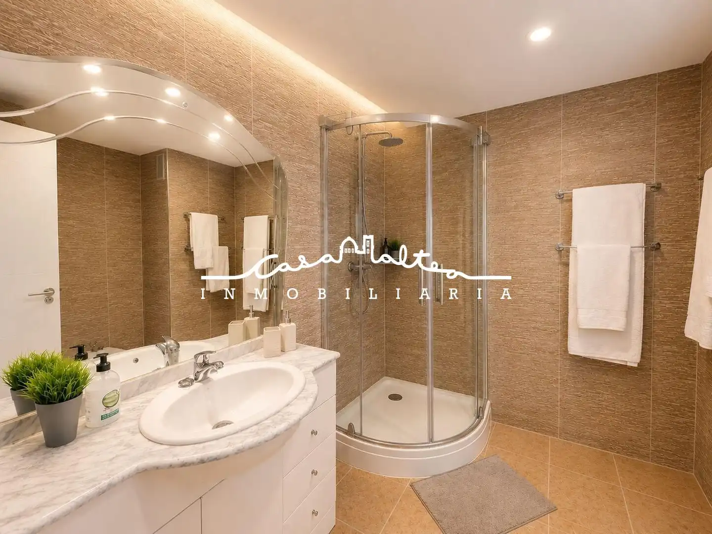 Baño de Apartamento en venta en Altea con Aire acondicionado, Calefacción y Amueblado