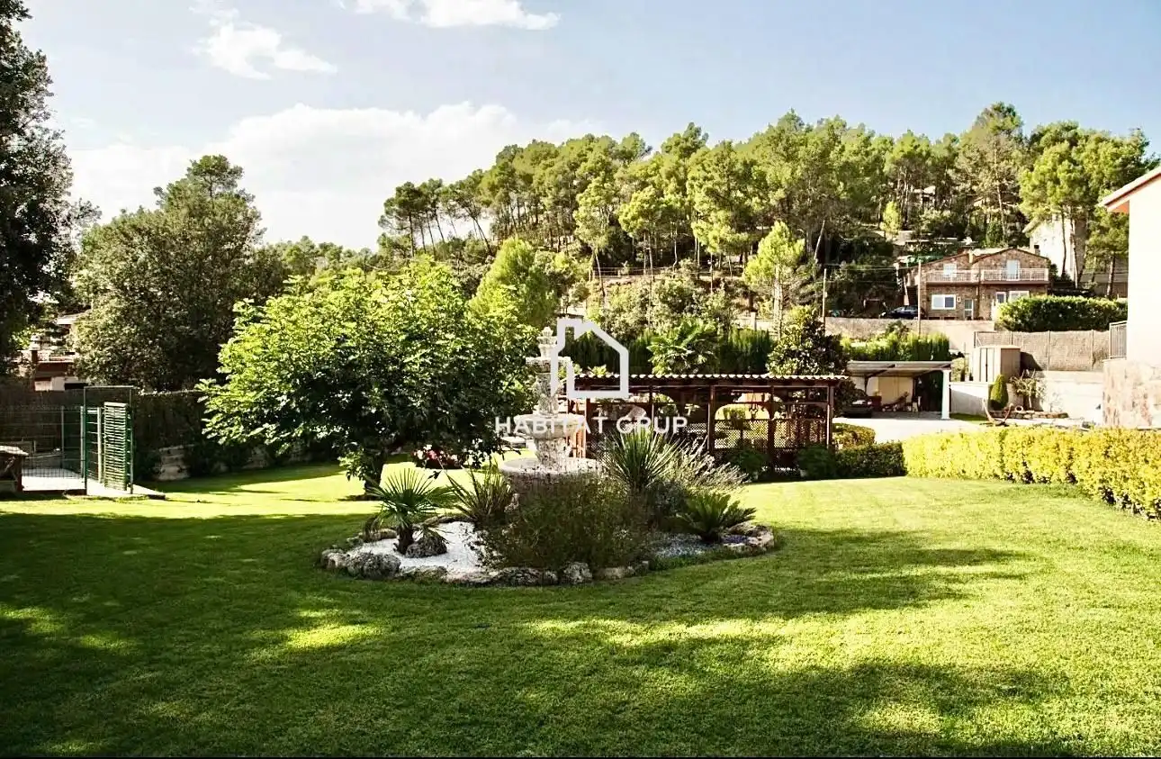 Jardí de Casa o xalet en venda en Castellnou de Bages amb Aire condicionat, Calefacció i Jardí privat