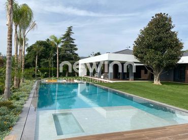 Xalet amb piscina en venda a Norte-Sierra