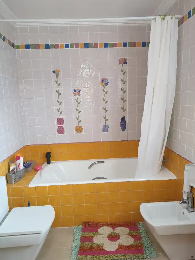 Baño de Casa o chalet de alquiler en Derio con Jardín privado