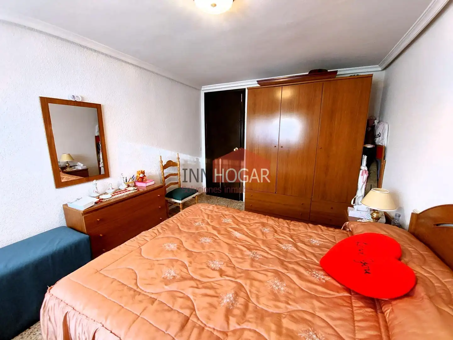 Dormitori de Casa o xalet en venda en Ávila amb Calefacció, Jardí privat i Traster