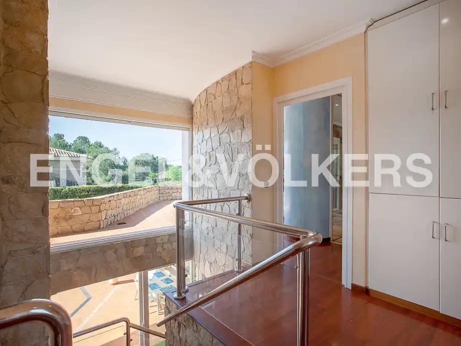 Casa o chalet en venta en Serra con Calefacción, Jardín privado y Trastero