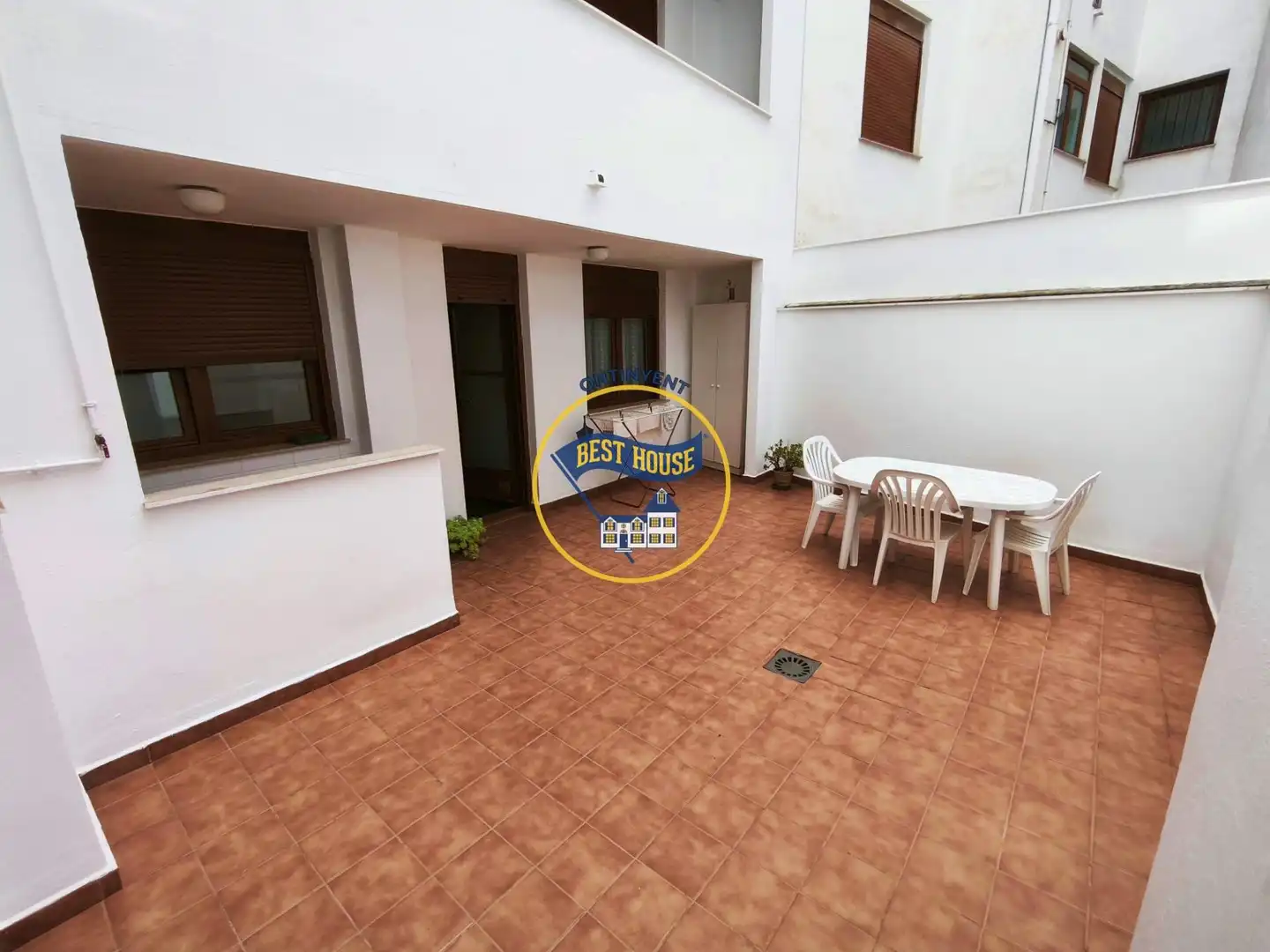 Vista exterior de Piso en venta en Ontinyent con Trastero, Amueblado y Balcón