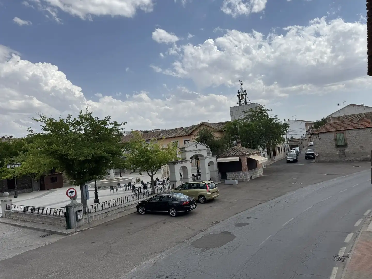 Vista exterior de Casa o xalet en venda en Las Ventas Con Peña Aguilera amb Calefacció