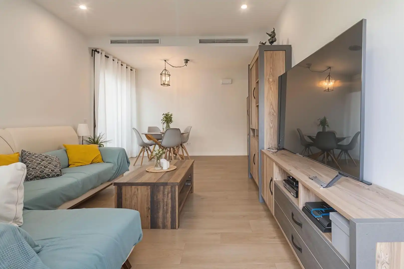 Sala d'estar de Pis en venda en Málaga amb Aire condicionat, Terrassa i Traster