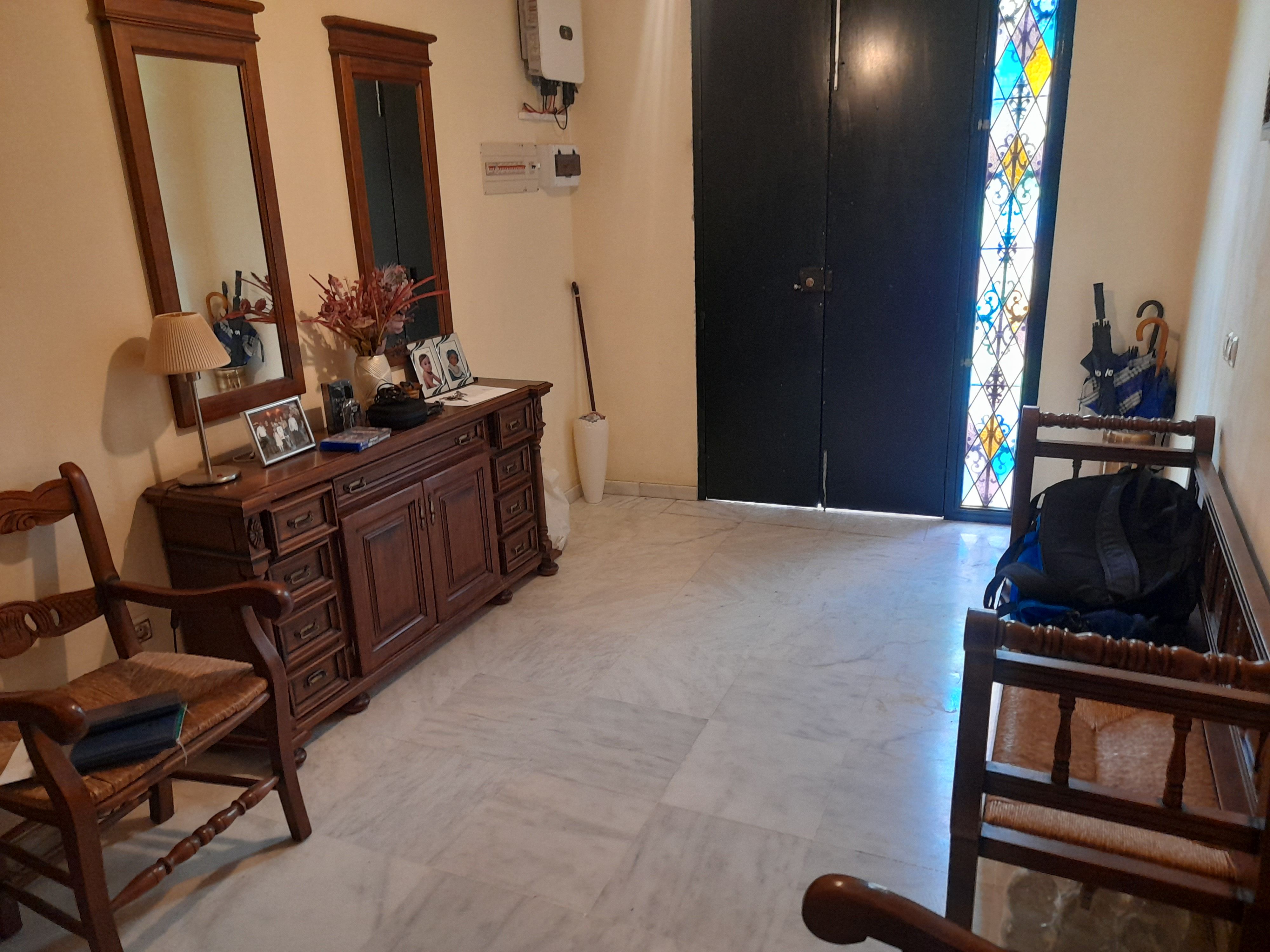 House or chalet for sale in La Algaba  with Air Conditioner, Heating and Furnished