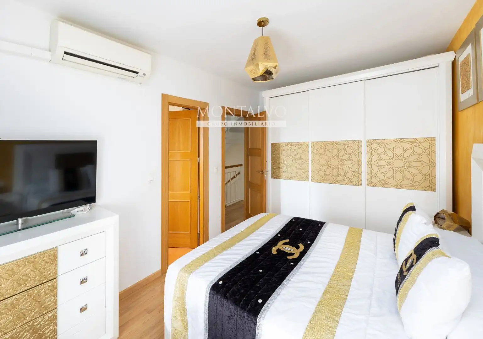 Bedroom of Houses for sale in Atarfe  with Air Conditioner, Heating and Terrace