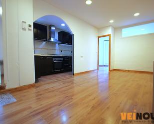 Flat for sale in  Barcelona Capital  with Air Conditioner, Parquet flooring and Oven