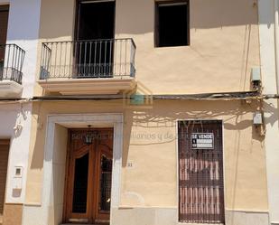 Vista exterior de Casa adosada en venda en Sollana amb Aire condicionat, Terrassa i Balcó