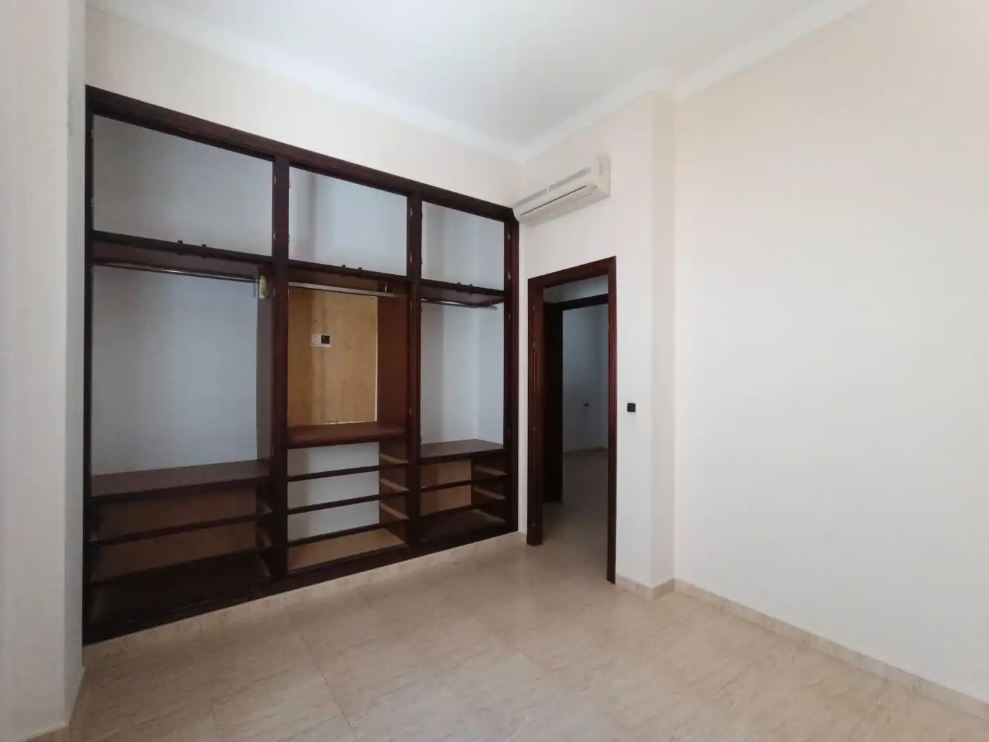 Adosado con jardín en venta en Calle ROSA, imagen 3