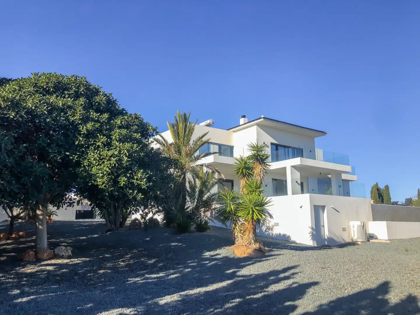 Vista exterior de Casa o xalet en venda en Rojales amb Aire condicionat, Jardí privat i Terrassa