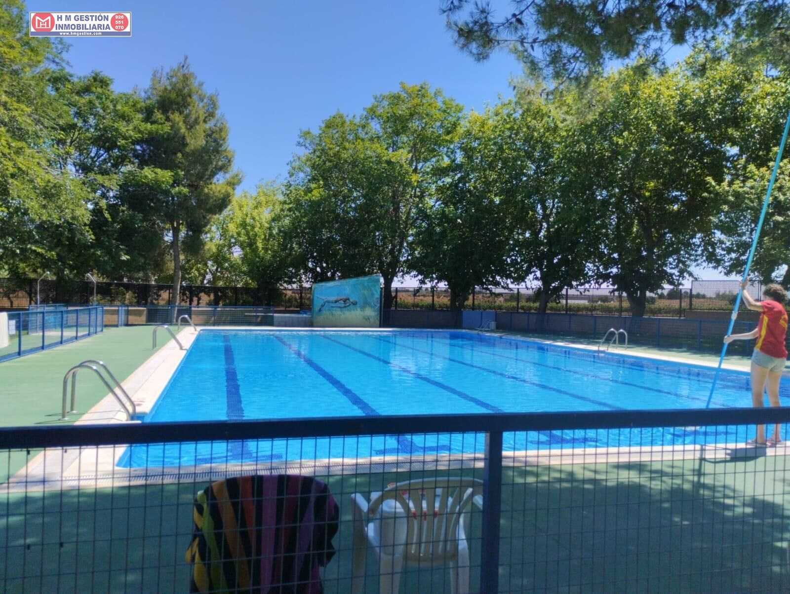 Piscina de Casa o chalet de alquiler en Alcázar de San Juan con Terraza, Amueblado y Piscina comunitaria