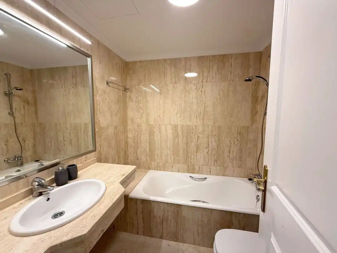 Flat with lift for sale in Elviria - Cabopino, imagen 14