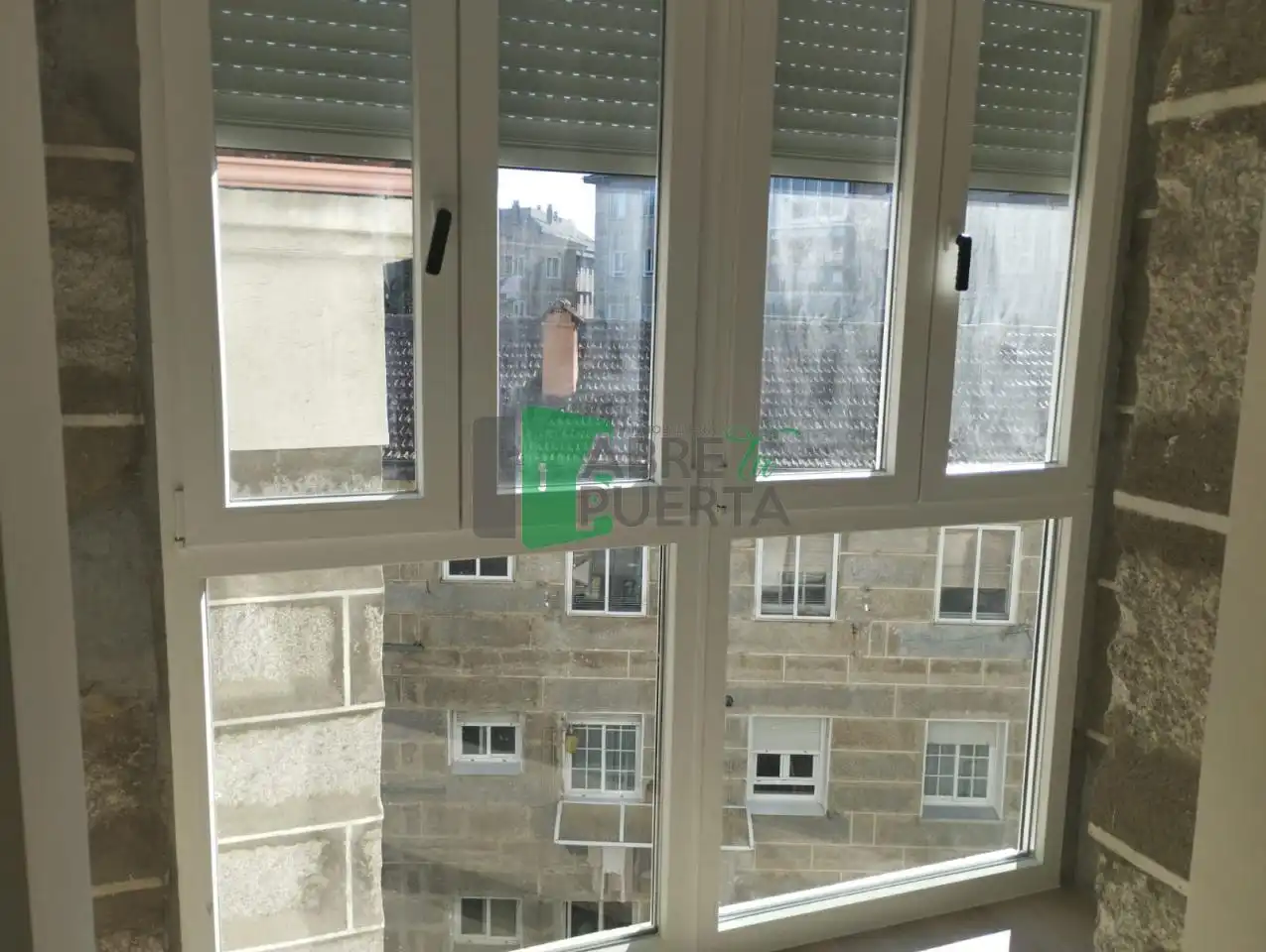 Vista exterior de Piso en venta en A Carballeira