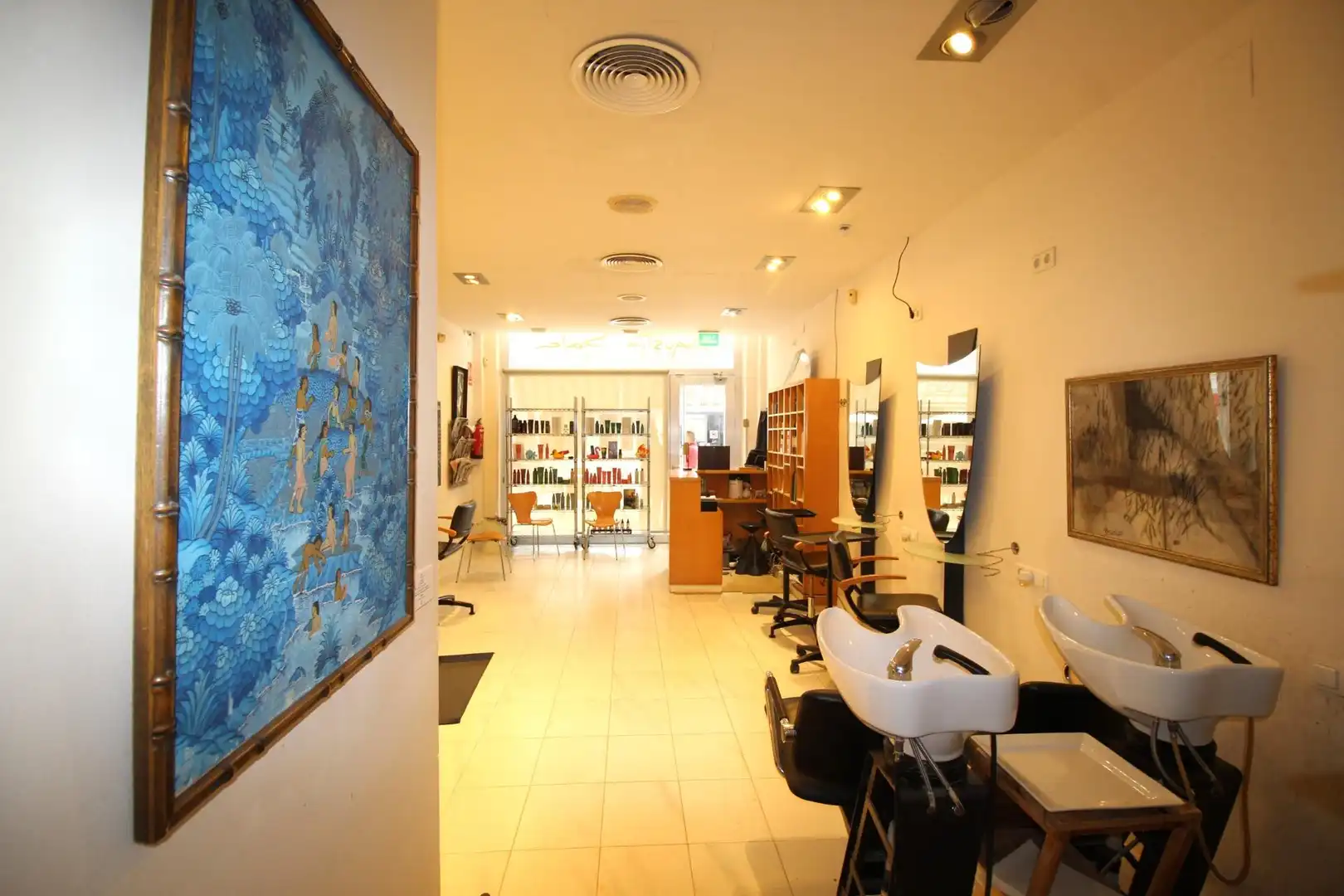 Commercial properties for sale in Alicante / Alacant  with Air Conditioner, Terrace and Furnished