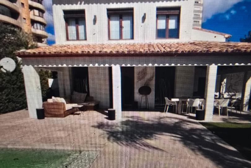 Foto 1 de Casa o xalet en venda a Avenida del Municipi, Juzgados - Plaza de Toros, Alicante