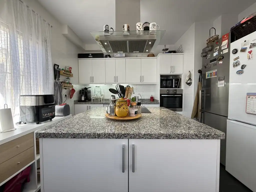 Cuina de Casa o xalet en venda en Orihuela amb Aire condicionat, Moblat i Rentadora