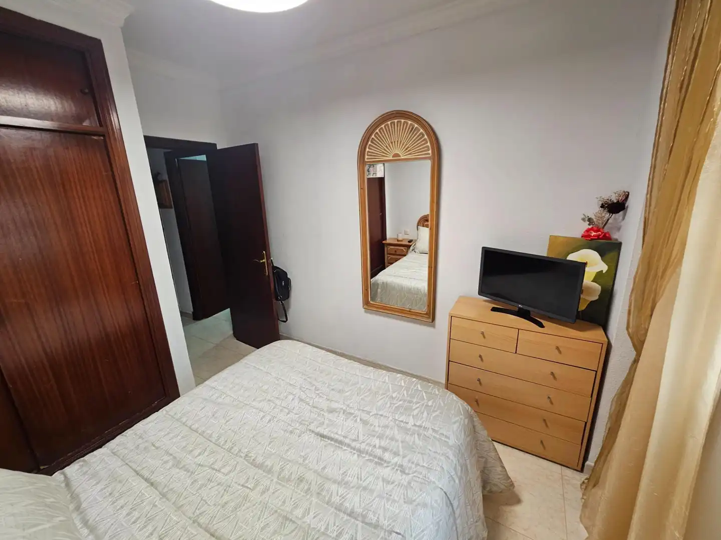 Habitación de Piso en venta en Vejer de la Frontera con Amueblado y Balcón