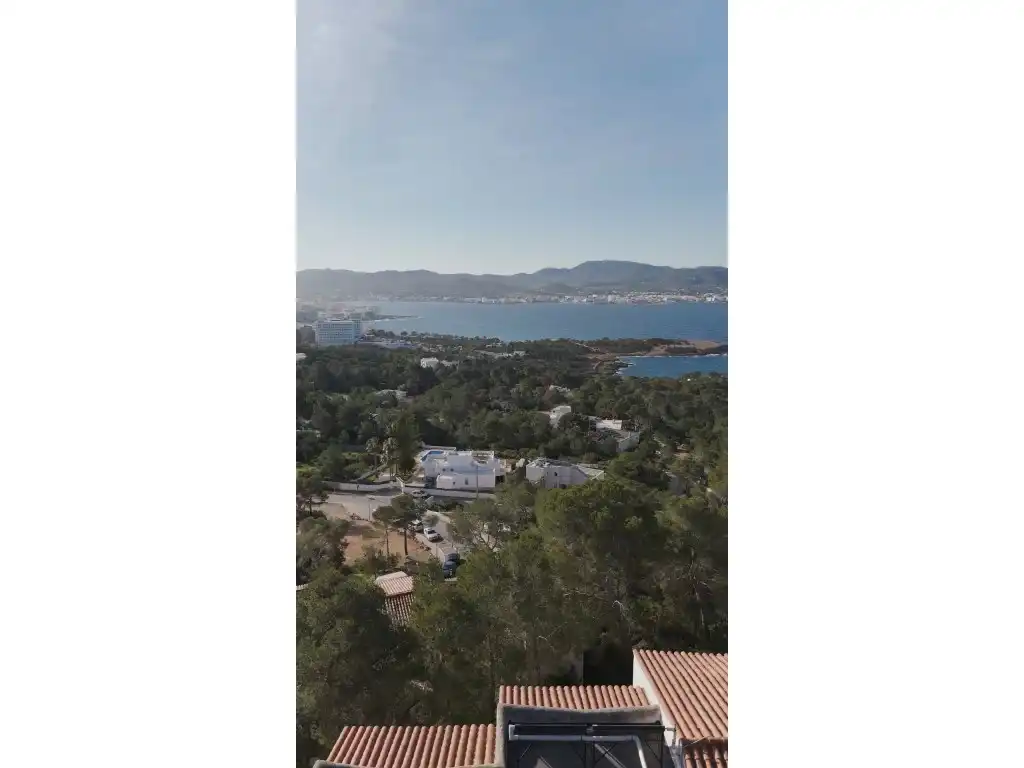 Vista exterior de Casa o xalet de lloguer en Sant Antoni de Portmany