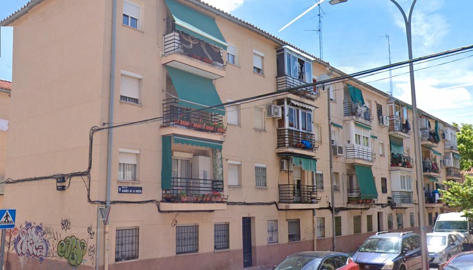 Foto 1 de Pis en venda a Calle de Albares de la Ribera, 30, Puerta Bonita, Madrid