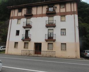 Vista exterior de Pis en venda en Zeberio