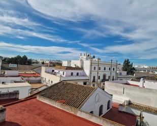 Exterior view of House or chalet for sale in El Puerto de Santa María  with Terrace and Storage room