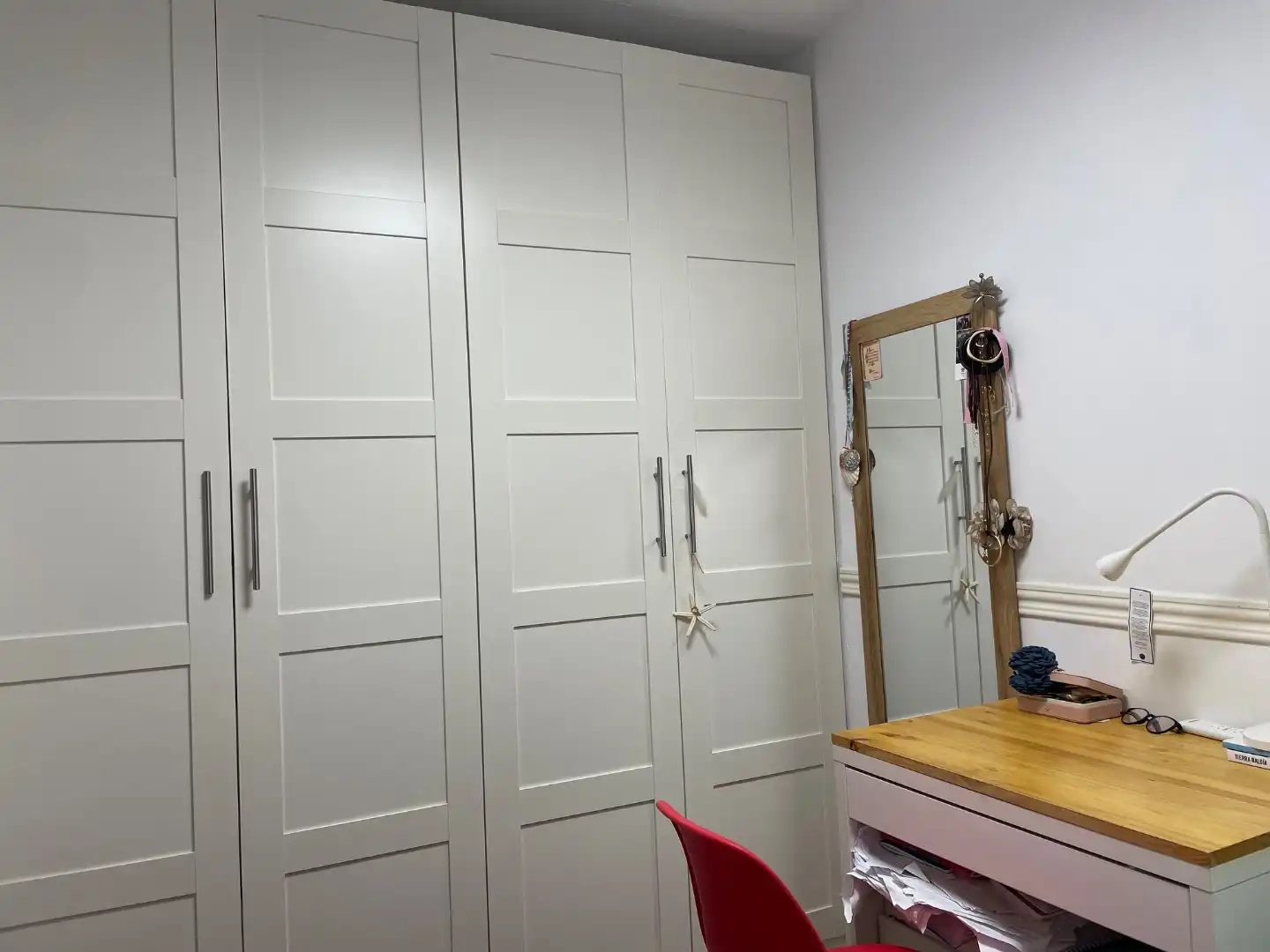 Dormitori de Pis en venda en L'Hospitalet de Llobregat amb Aire condicionat