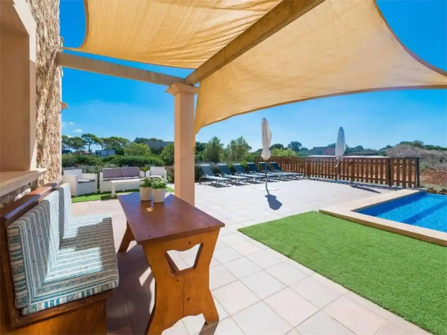 Terrassa de Finca rústica de lloguer en Manacor amb Aire condicionat, Jardí privat i Traster