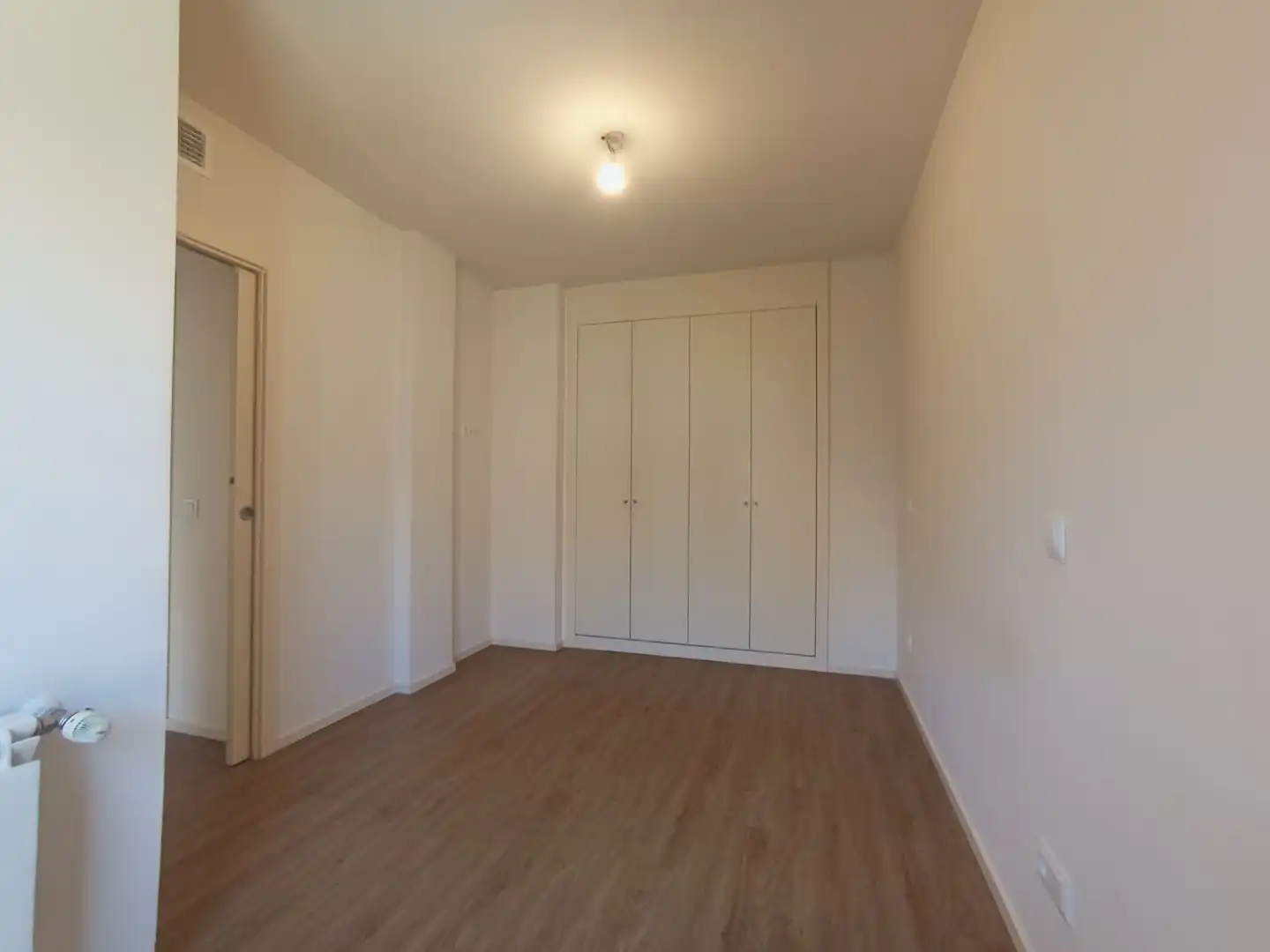 Schlafzimmer von Wohnung zur Miete in Madrid mit Klimaanlage, Heizung und Abstellraum