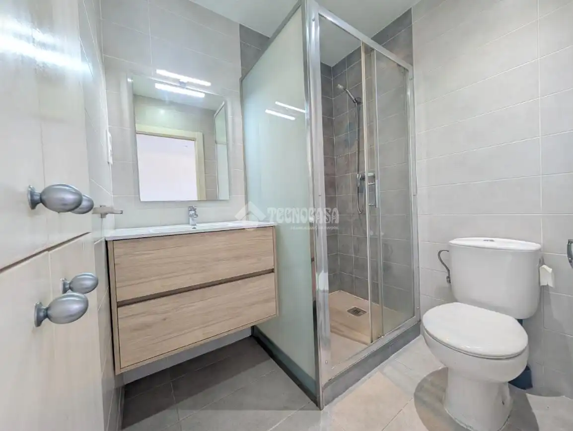 Baño de Piso en venta en Mataró con Aire acondicionado y Parquet