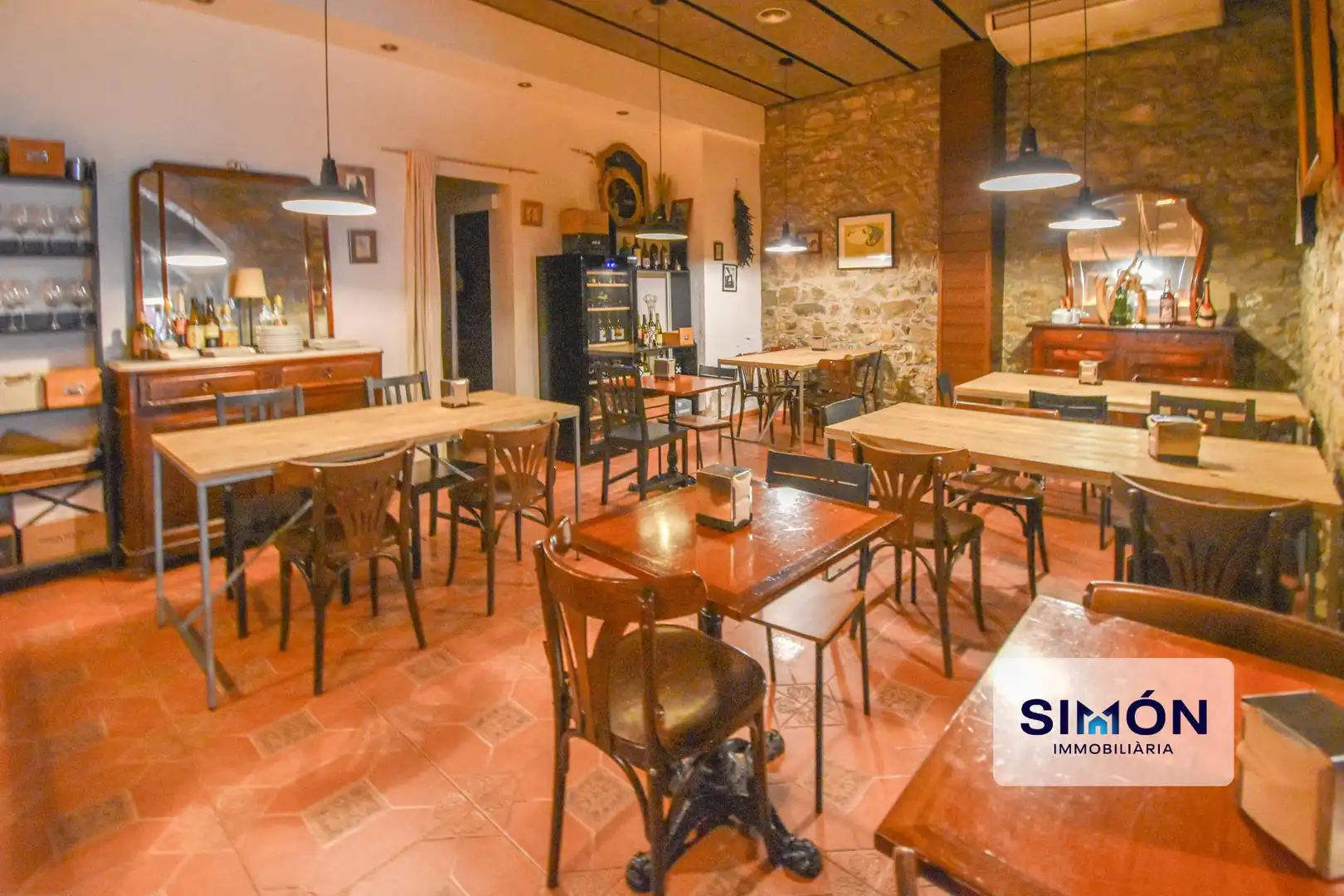 Commercial properties for sale in El Pont de Vilomara i Rocafort