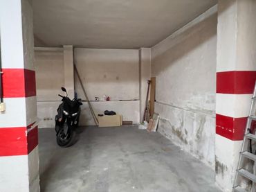 Einzelparkplatz zur Miete in Calle Calle Azhuma