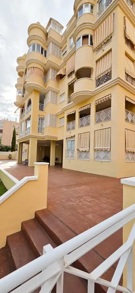 Exterior view of Flat for rent in Alicante / Alacant  with Furnished and Community pool