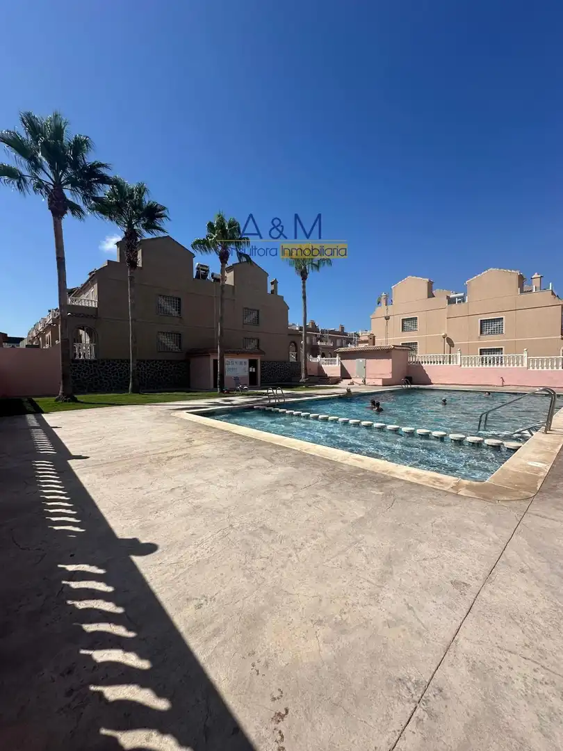 Adosado con terraza en venta en Greta, imagen 3