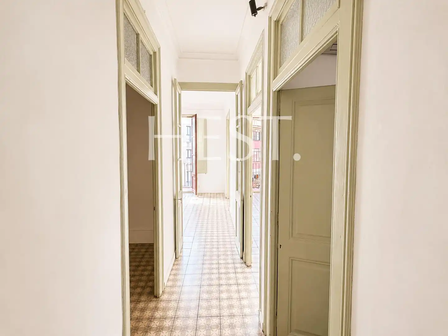 Piso en venta en Barcelona con Balcón