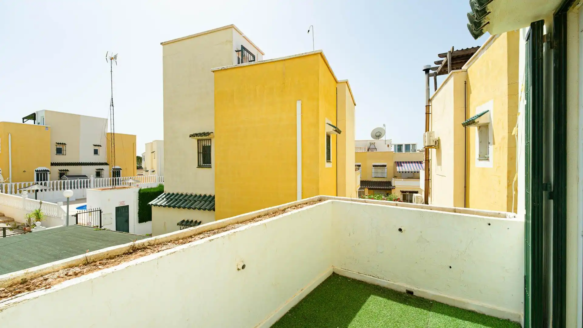 Terraza de Casa adosada en venta en Orihuela con Aire acondicionado, Calefacción y Jardín privado