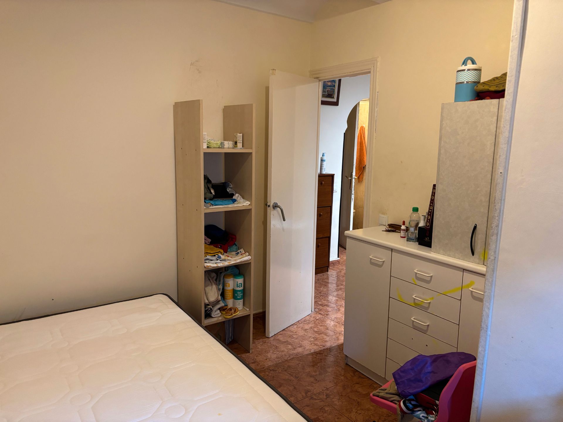 Dormitori de Apartament en venda en Badalona amb Moblat i Forn