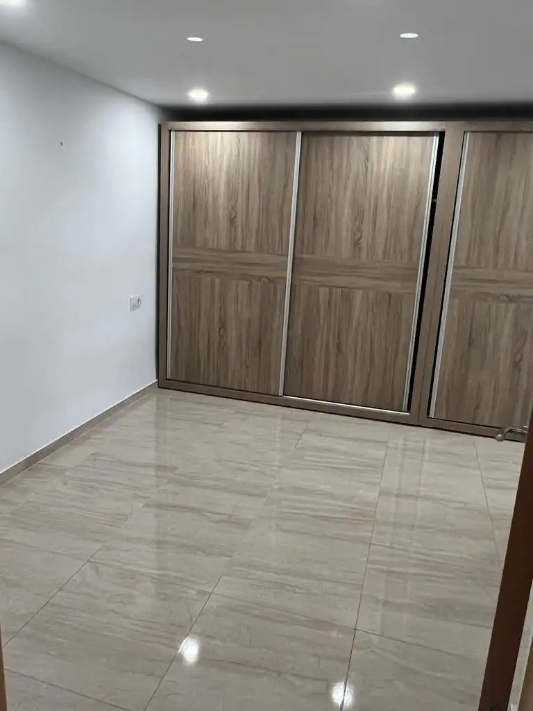 Habitación de Piso de alquiler en Cartagena con Aire acondicionado, Calefacción y Amueblado
