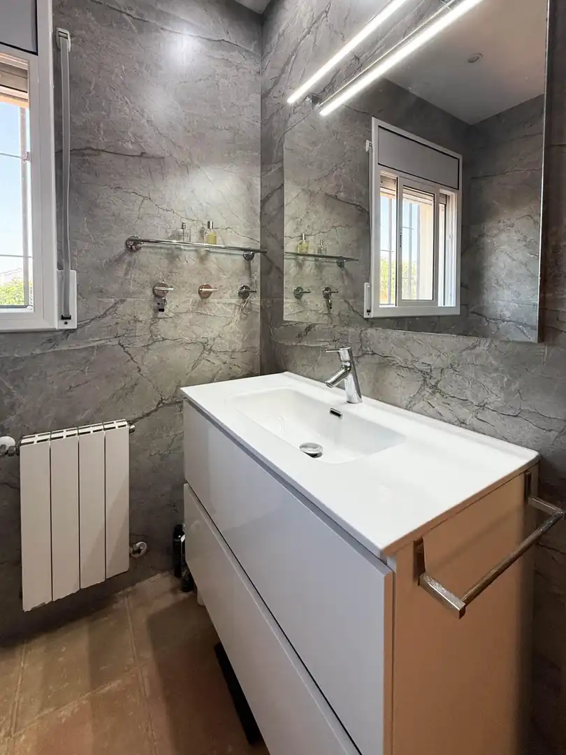 Baño de Casa o chalet en venta en Sant Pere de Ribes con Aire acondicionado, Calefacción y Jardín privado